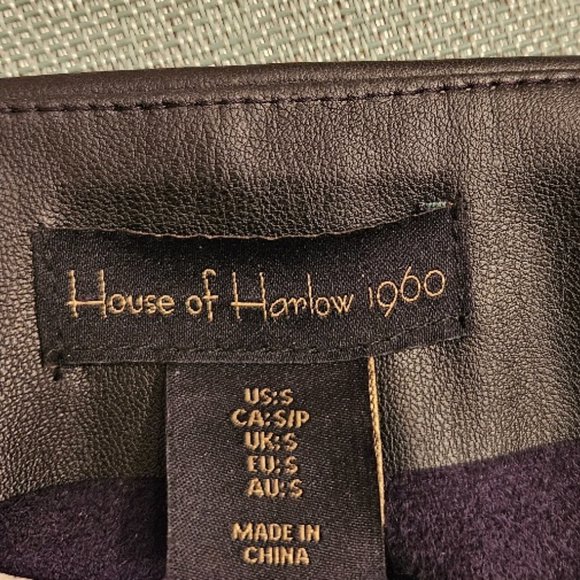 NWT Studded Vegan Leather Mini Skirt medium - Picture 6 of 7